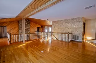 119 Oakridge St, Chicopee, MA 01020 - Photo 9