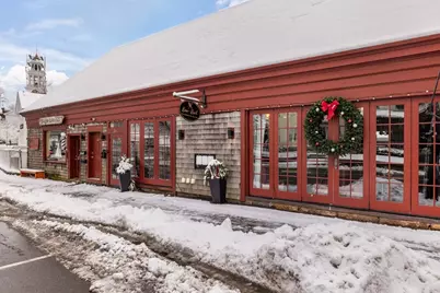 26 Central Street, Manchester by the Sea, MA 01944 - Photo 3