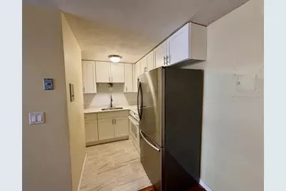 7 Cass Street #6, Boston, MA 02132 - Photo 5