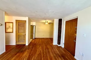 7 Cass St, Boston, MA 02132 - Photo 3