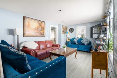 17 Lincoln Ave, Millbury, MA 01527 - Photo 5