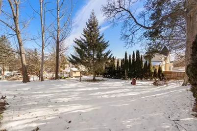 17 Lincoln Ave, Millbury, MA 01527 - Photo 21