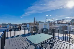 206 Bunker Hill St, Boston, MA 02129 - Photo 15