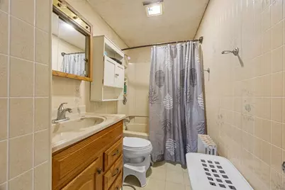 320-322 Old Bedford Rd, Westport, MA 02790 - Photo 13