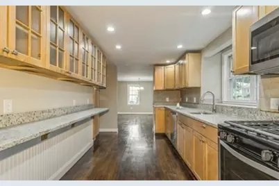 859 Pleasant, Canton, MA 02021 - Photo 5