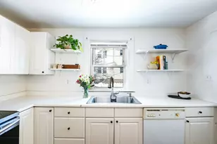 111 Fruit St, New Bedford, MA 02740 - Photo 5