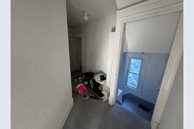 131 College St, Springfield, MA 01109 - Photo 19