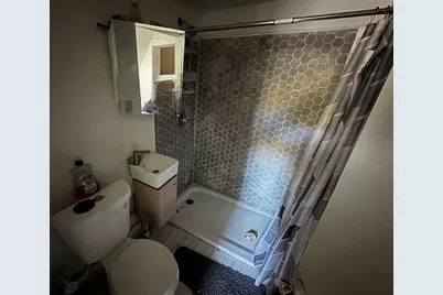 131 College St, Springfield, MA 01109 - Photo 29