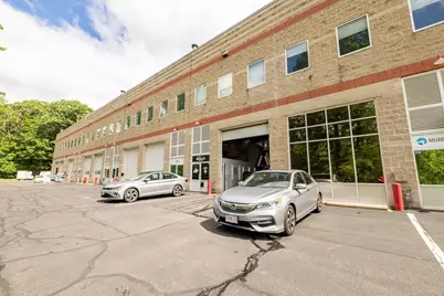 100 Ferncroft Rd #108, Danvers, MA 01923 - Photo 7