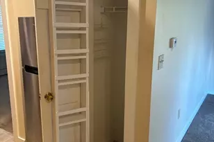 57 Lilly St, Northampton, MA 01062 - Photo 11