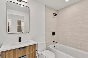 327 Alewife Brook Pkwy, Somerville, MA 02144 - Photo 35