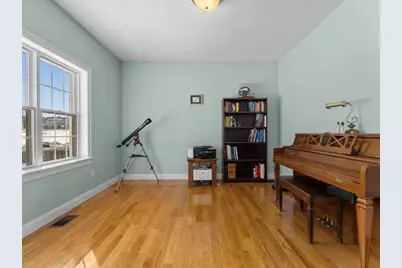 13 Teresa Dr, Millis, MA 02054 - Photo 5