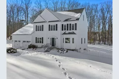 13 Teresa Dr, Millis, MA 02054 - Photo 3