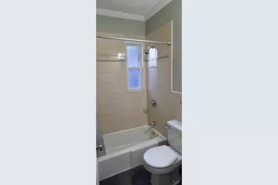 17-19 Bowditch St #1, Peabody, MA 01960 - Photo 5