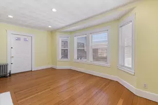348 Walnut Ave, Boston, MA 02119 - Photo 9