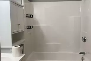 350 Bay, Fall River, MA 02724 - Photo 9