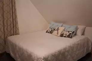 28 Cove St, New Bedford, MA 02744 - Photo 3