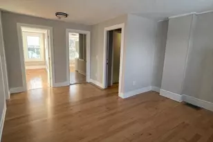 13 Hampden St, Westfield, MA 01085 - Photo 3