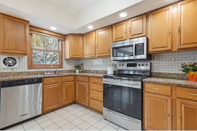 16 Battlemarch Way, Woburn, MA 01801 - Photo 7