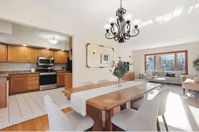 16 Battlemarch Way, Woburn, MA 01801 - Photo 5