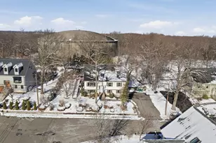 16 Battlemarch Way, Woburn, MA 01801 - Photo 35