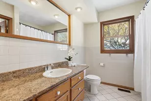 16 Battlemarch Way, Woburn, MA 01801 - Photo 11