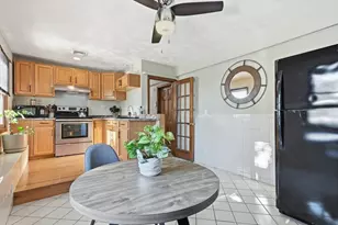 16 Battlemarch Way, Woburn, MA 01801 - Photo 29