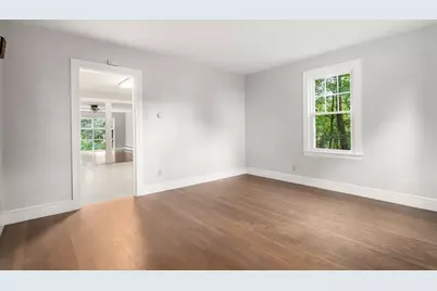 4 Westborough St, Worcester, MA 01604 - Photo 9