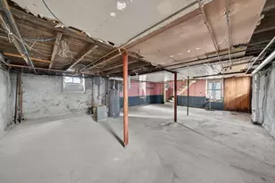 165 Grant St, Fall River, MA 02721 - Photo 35