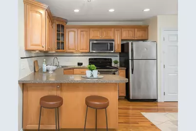 36 Sciarappa St #1, Cambridge, MA 02141 - Photo 5