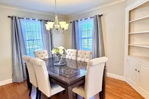 5 Fenimore Blvd, Springfield, MA 01108 - Photo 9