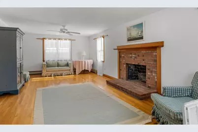 24 Montgomery Ct, Falmouth, MA 02540 - Photo 13