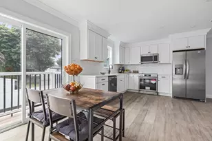 161 Sumner St, Quincy, MA 02169 - Photo 1