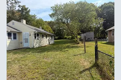 252 Hinckley Rd, Barnstable, MA 02601 - Photo 13