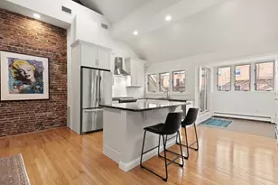 32 Temple St, Boston, MA 02114 - Photo 5