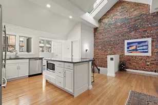 32 Temple St, Boston, MA 02114 - Photo 9