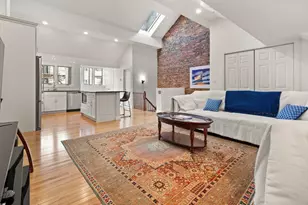 32 Temple St, Boston, MA 02114 - Photo 11