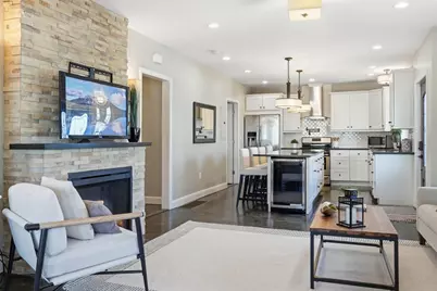 108-110 Burrill St #1, Swampscott, MA 01907 - Photo 11