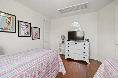 169 Gosnold St, Barnstable, MA 02601 - Photo 23