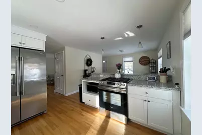 4 Upton St, Hanson, MA 02341 - Photo 5