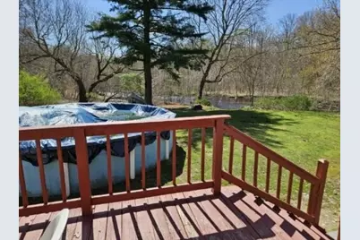 399 Danforth St, Taunton, MA 02780 - Photo 9