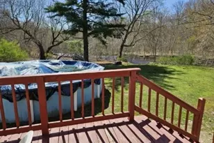 399 Danforth St, Taunton, MA 02780 - Photo 9