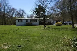 399 Danforth St, Taunton, MA 02780 - Photo 11