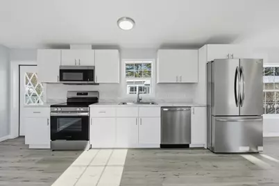 2900 Cranberry Hwy #17, Wareham, MA 02538 - Photo 5