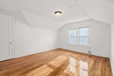 9 Elmwood St #N/A, Worcester, MA 01602 - Photo 11