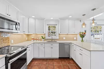 17 Parkland Dr, Wayland, MA 01778 - Photo 3