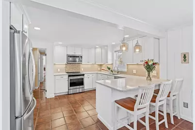 17 Parkland Dr, Wayland, MA 01778 - Photo 9