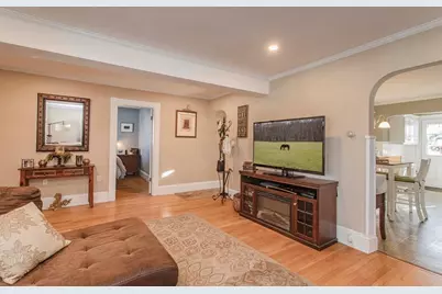 854 Brockton Ave, Abington, MA 02351 - Photo 7