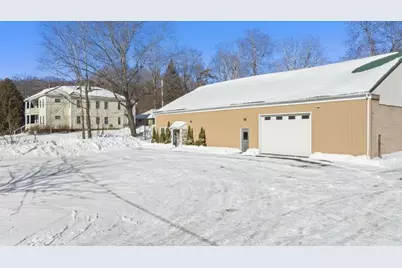 210 Main Street, Leicester, MA 01611 - Photo 35