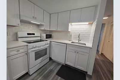 51 Melrose Street #2A, Melrose, MA 02176 - Photo 5